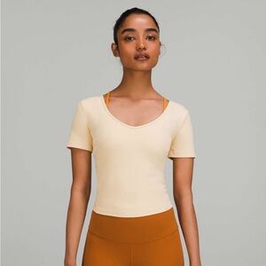 Lululemon Align T-Shirt V neck in Prosecco 6